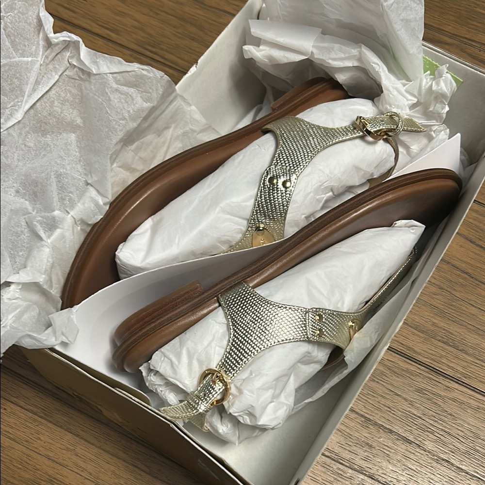 Michael Kors Gold Brown Sandals with Metallic T-Strap - Picture 7 of 8